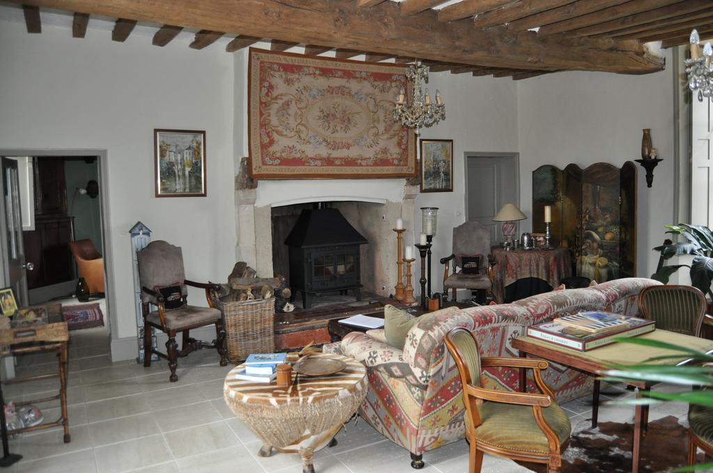 ホテル Manoir De La Riviere サン＝ルエット＝シュル＝ソル エクステリア 写真