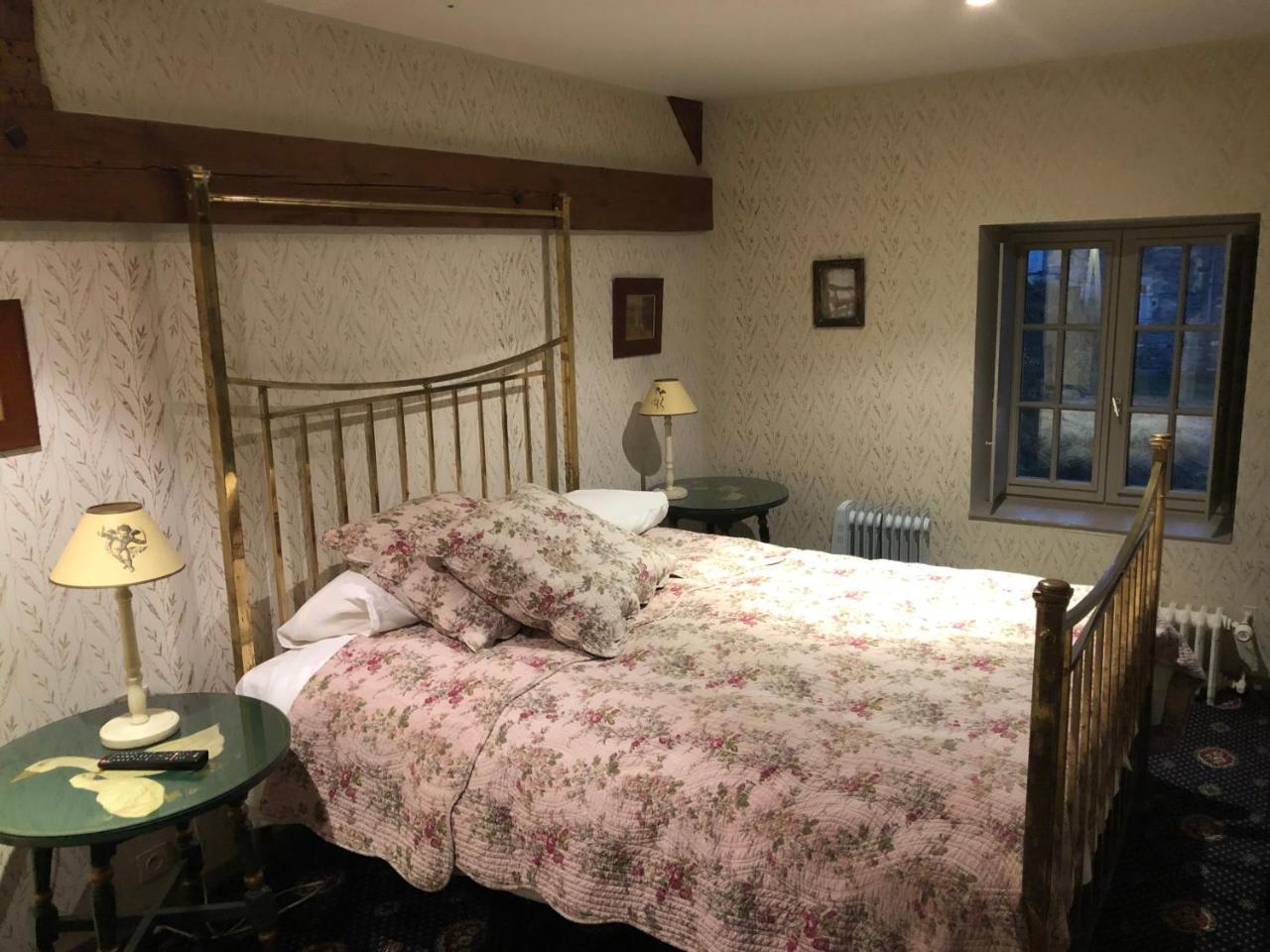ホテル Manoir De La Riviere サン＝ルエット＝シュル＝ソル エクステリア 写真