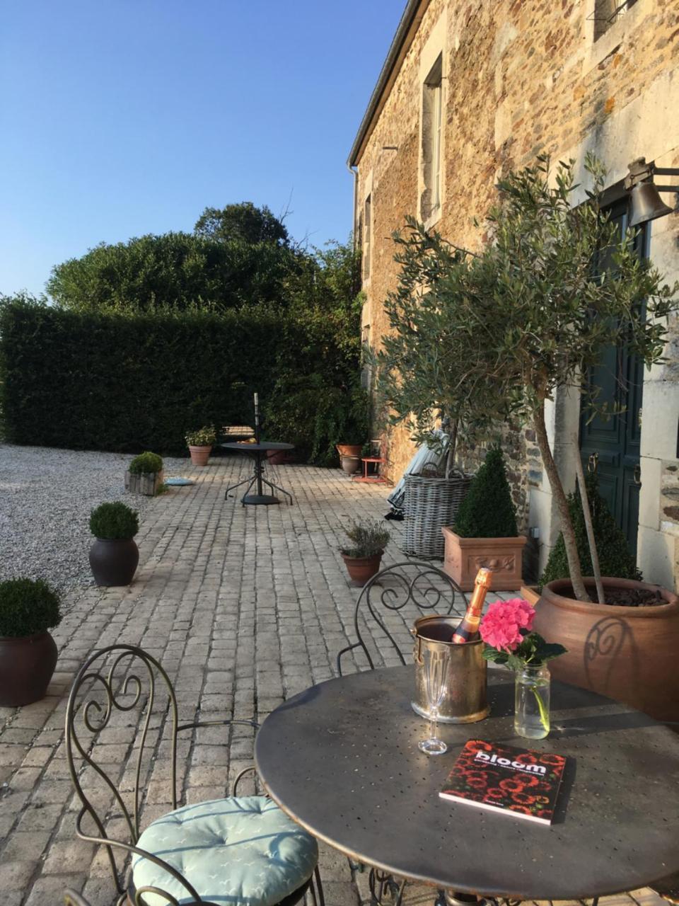 ホテル Manoir De La Riviere サン＝ルエット＝シュル＝ソル エクステリア 写真